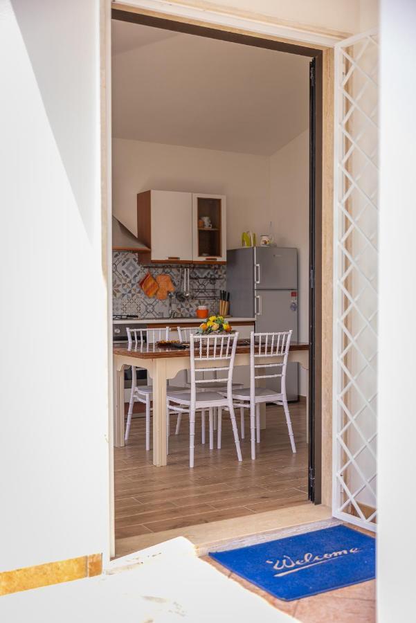 Alessandro House Porto Cesareo Eksteriør billede